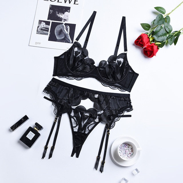 2-Piece Heart Embroidered Lingerie Set